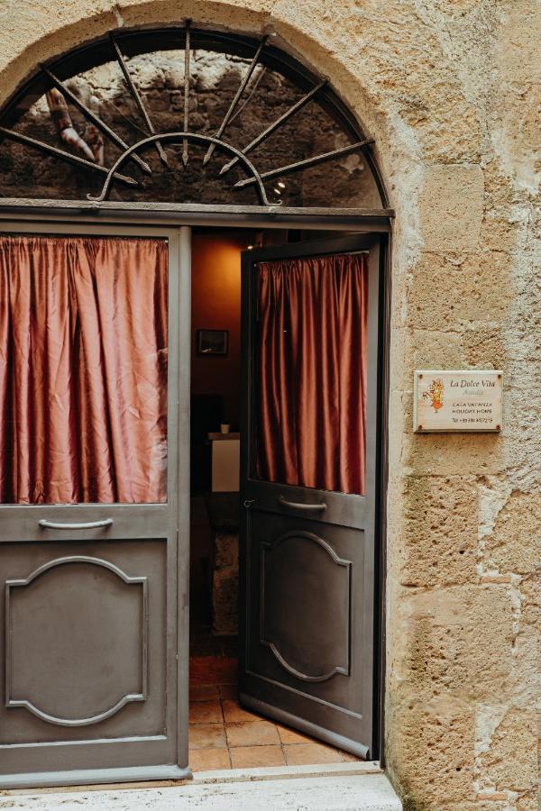 Dolce Vita Assedio Pitigliano Exteriör bild